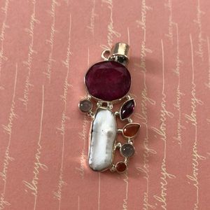 Sterling silver garnet and pearl pendant